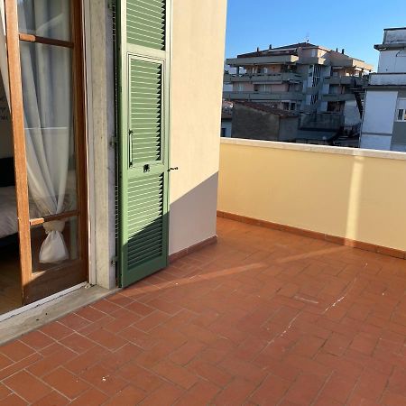 Accogliente Camera Singola Con Balcone A 500 Mt Dal Mare Marina Di Carrara Exteriér fotografie