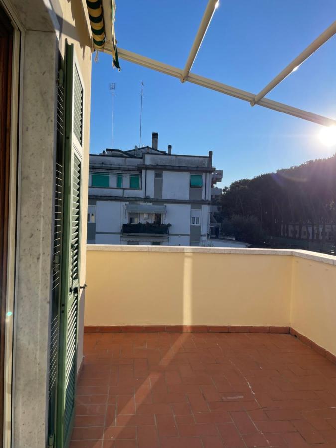 Accogliente Camera Singola Con Balcone A 500 Mt Dal Mare Marina Di Carrara Exteriér fotografie